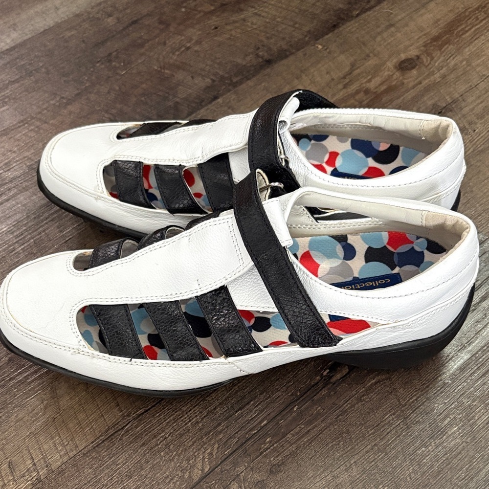 Women’s FootJoy Black and White Golf Shoes - Picture 3 of 6